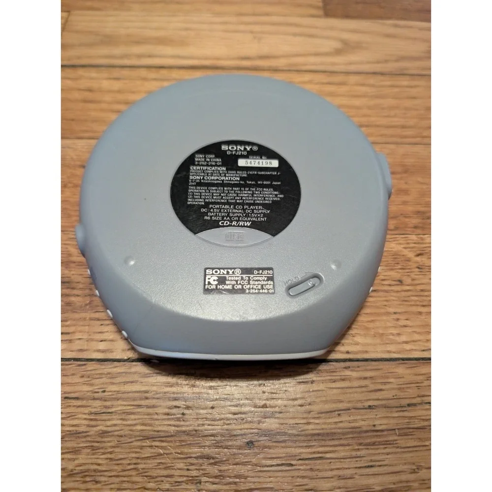 Sony D-FJ210 Walkman Portable CD Player TV Weather FM AM Retro Tech TESTED!